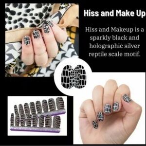 Color Street Black and Silver Press-On Nails